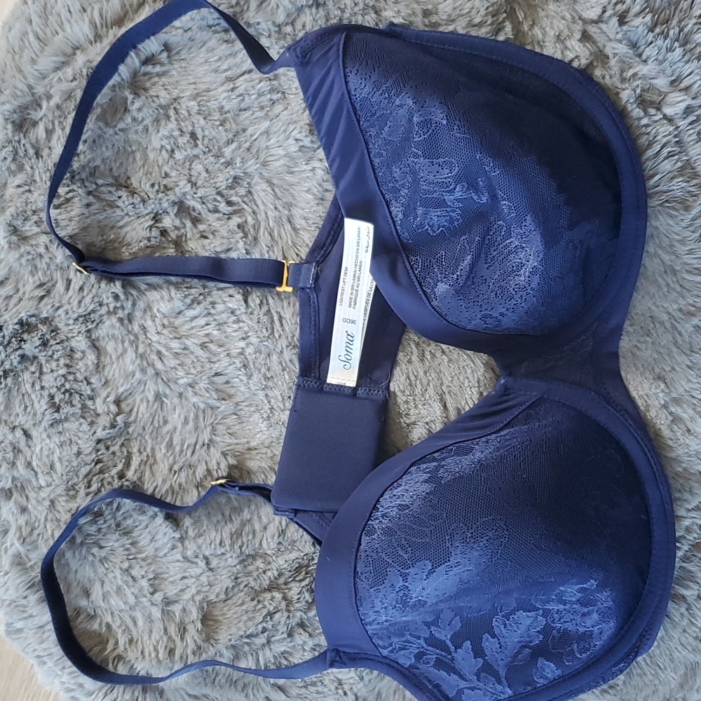 NWOT Soma Lightest Lift Demi